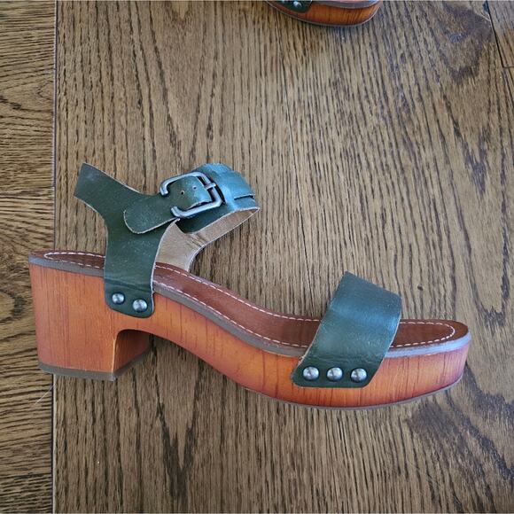 Lucky Brand Hannela Platform Sandals - Picture 4 of 12
